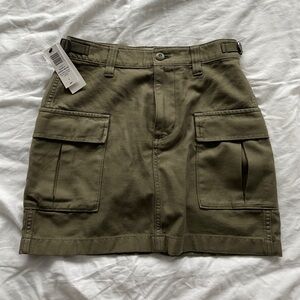 Aritzia TNA Green Cargo Mini Skirt